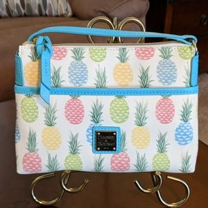 EUC Dooney & Bourke Ginger Crossbody